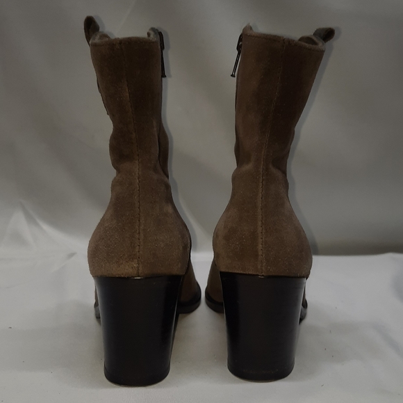La Canadiene GrayishBrown Suede Block Stacked Heel Waterproof Boots 6.5 M - Picture 3 of 9